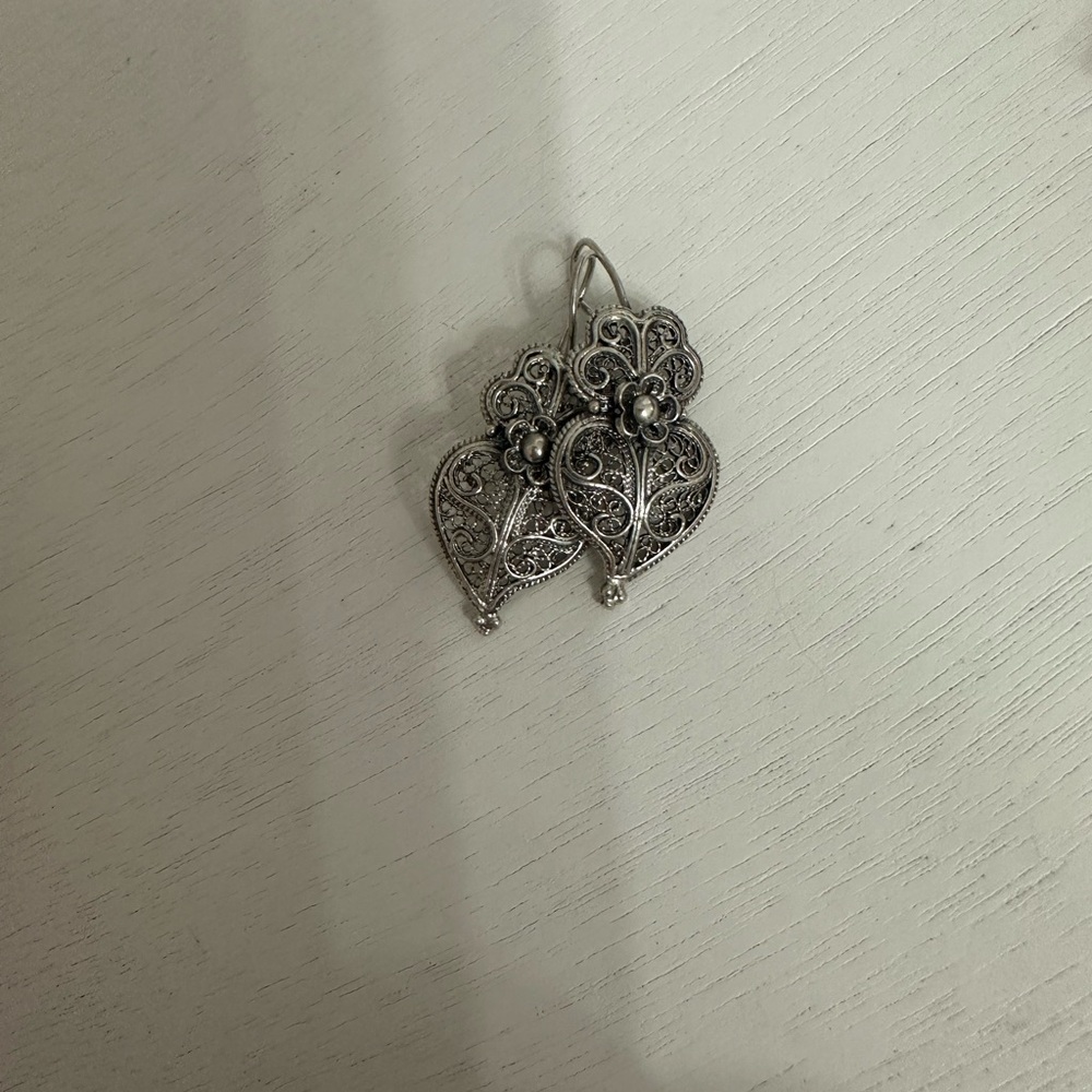 Sterling silver coração de Viana earrings